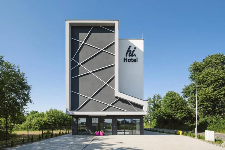 hi-hotel-01