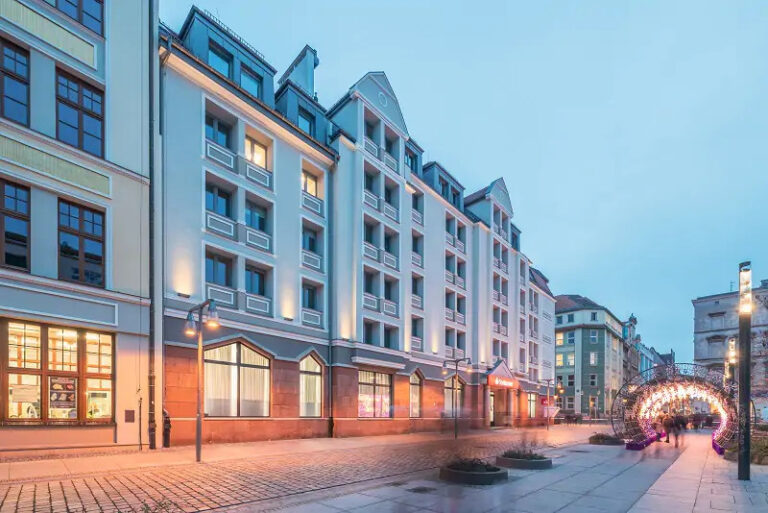q17-apartments-01